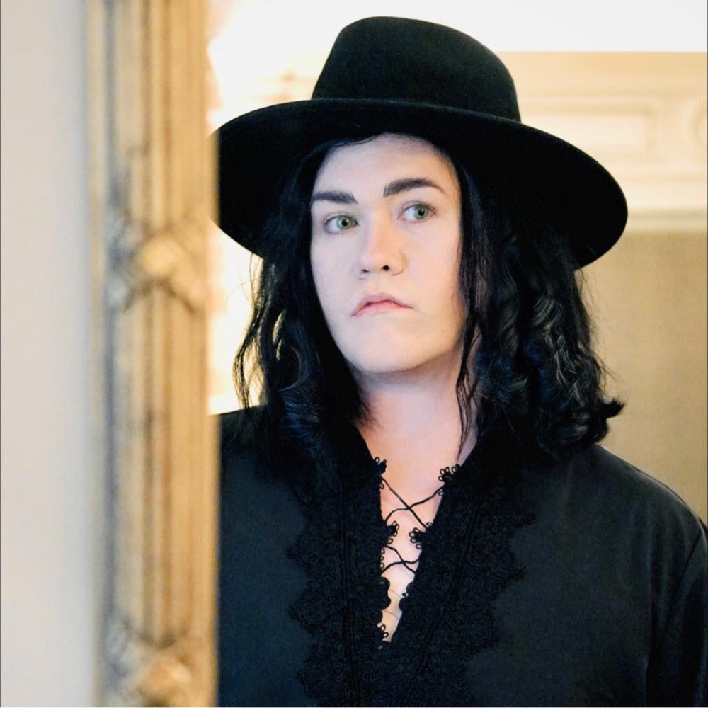 Meet your Posher, Khristian